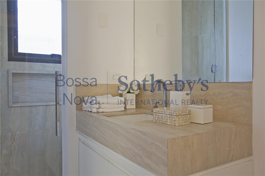 Cobertura Duplex para venda em Moema