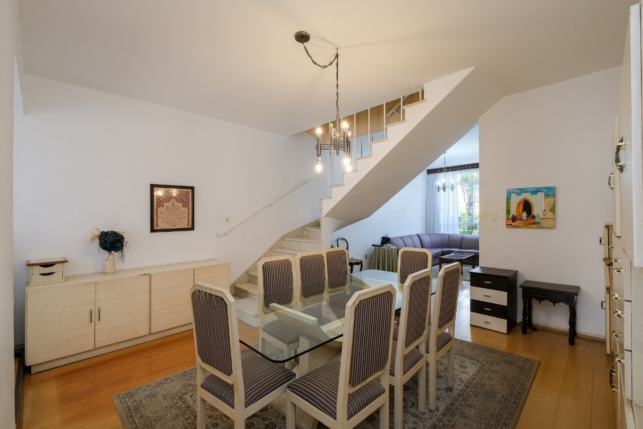 Casa De Vila para venda em Itaim Bibi