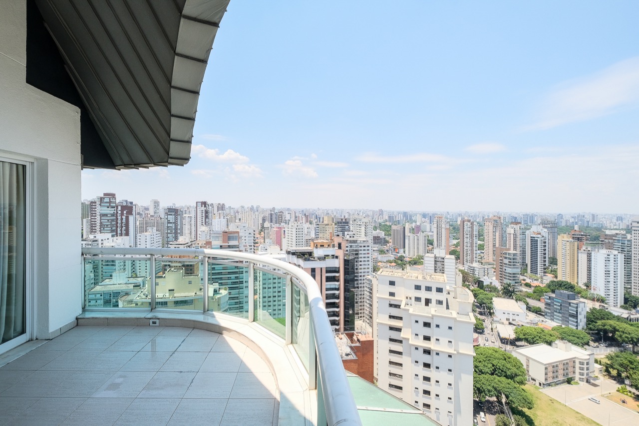 Cobertura para locação em Paraíso