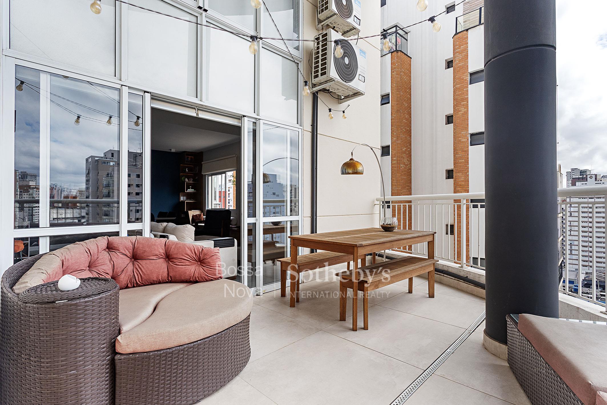 Apartamento Duplex para venda em Itaim Bibi