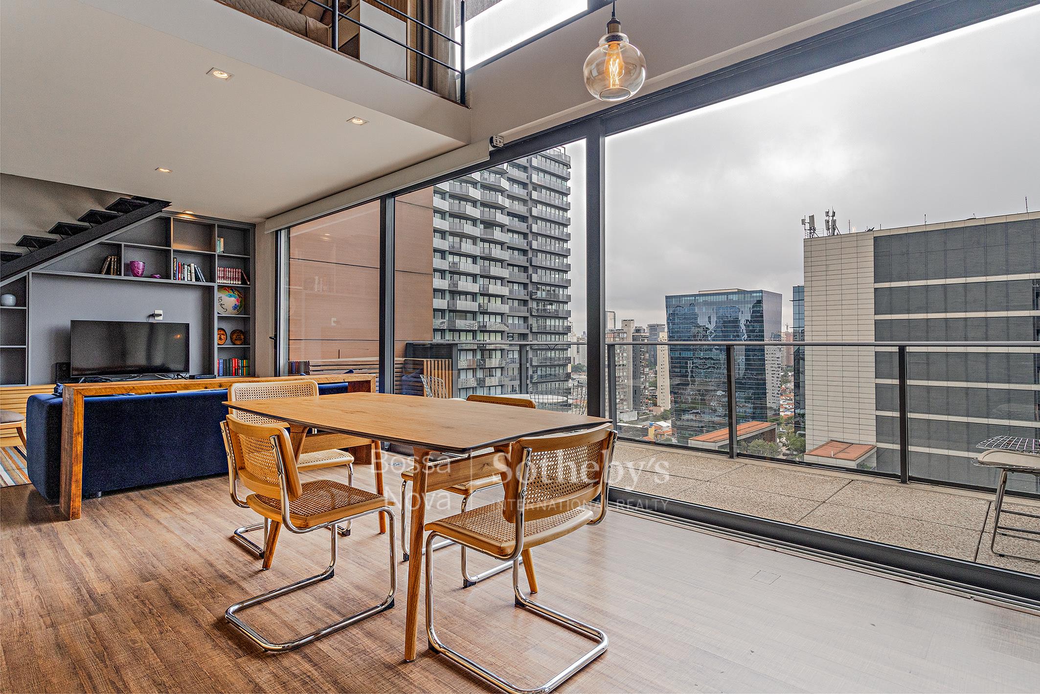 Apartamento Duplex para venda em Vila Olímpia