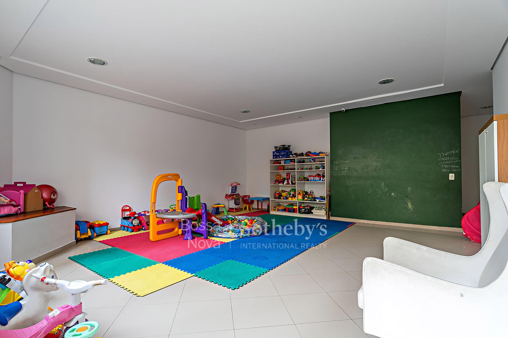 Cobertura Triplex para venda em Itaim Bibi