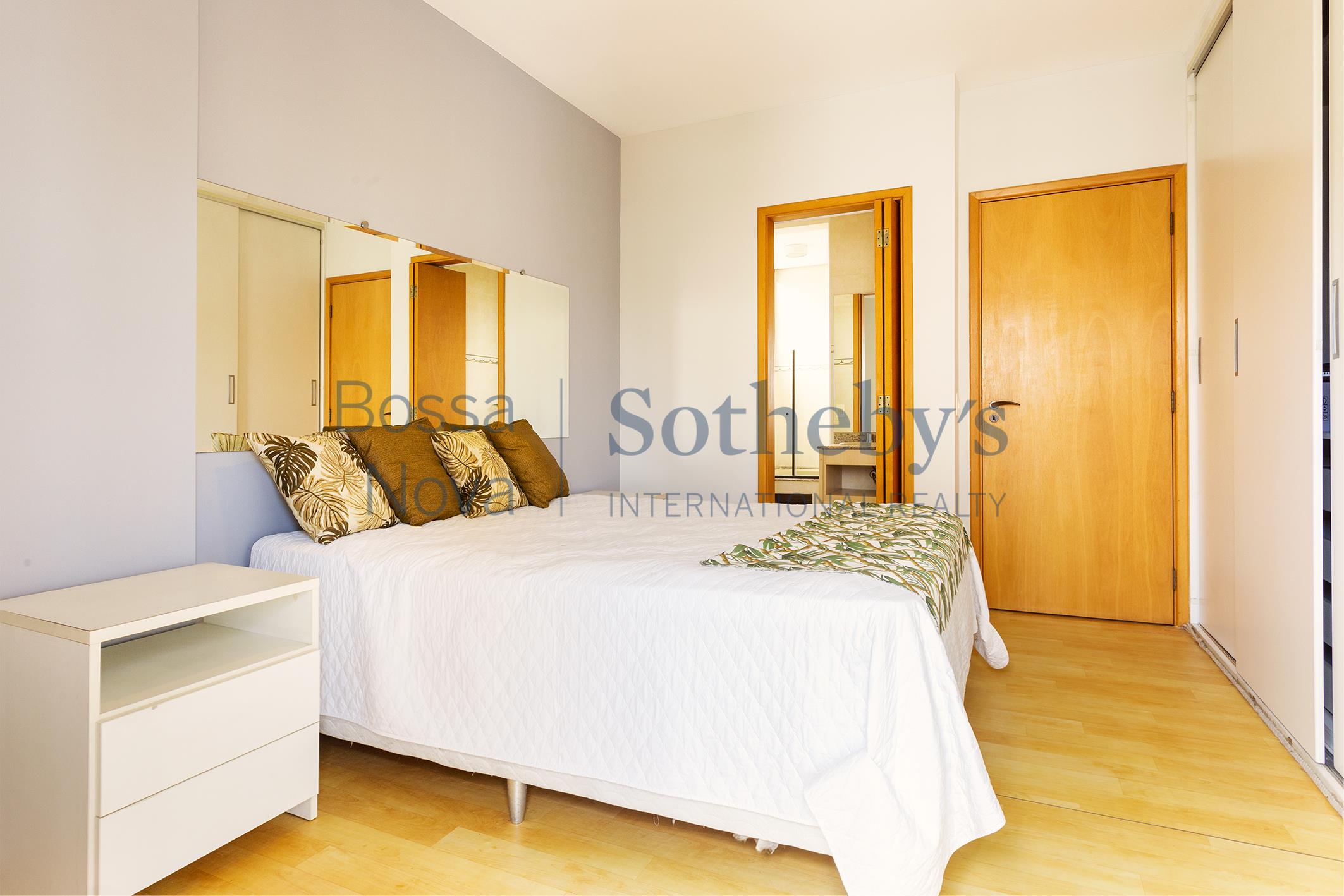 Cobertura Triplex para venda em Moema