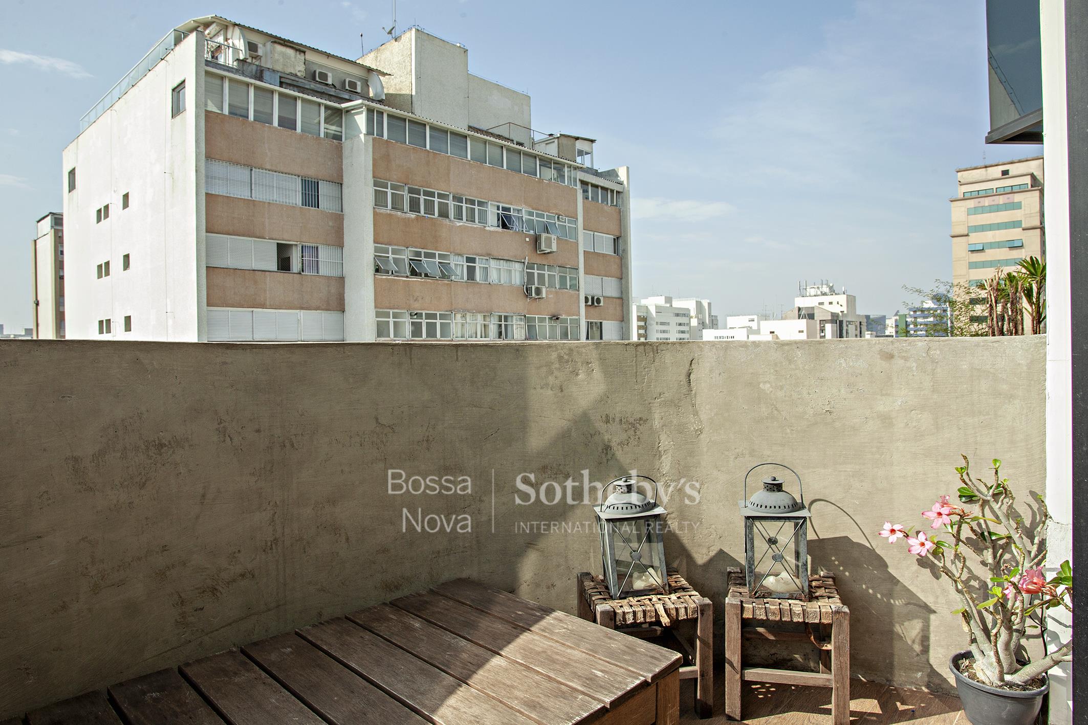 Apartamento Duplex para venda em Itaim Bibi