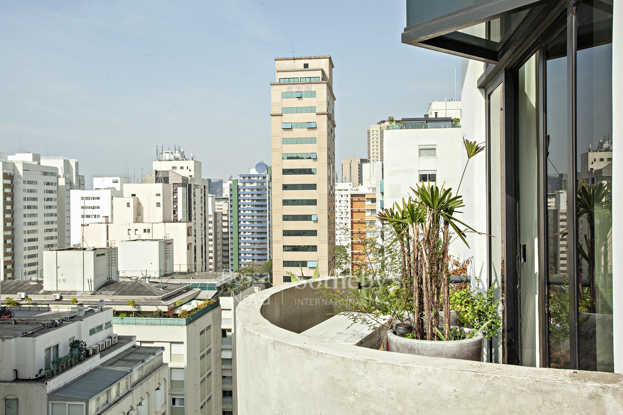 Apartamento Duplex para venda em Itaim Bibi