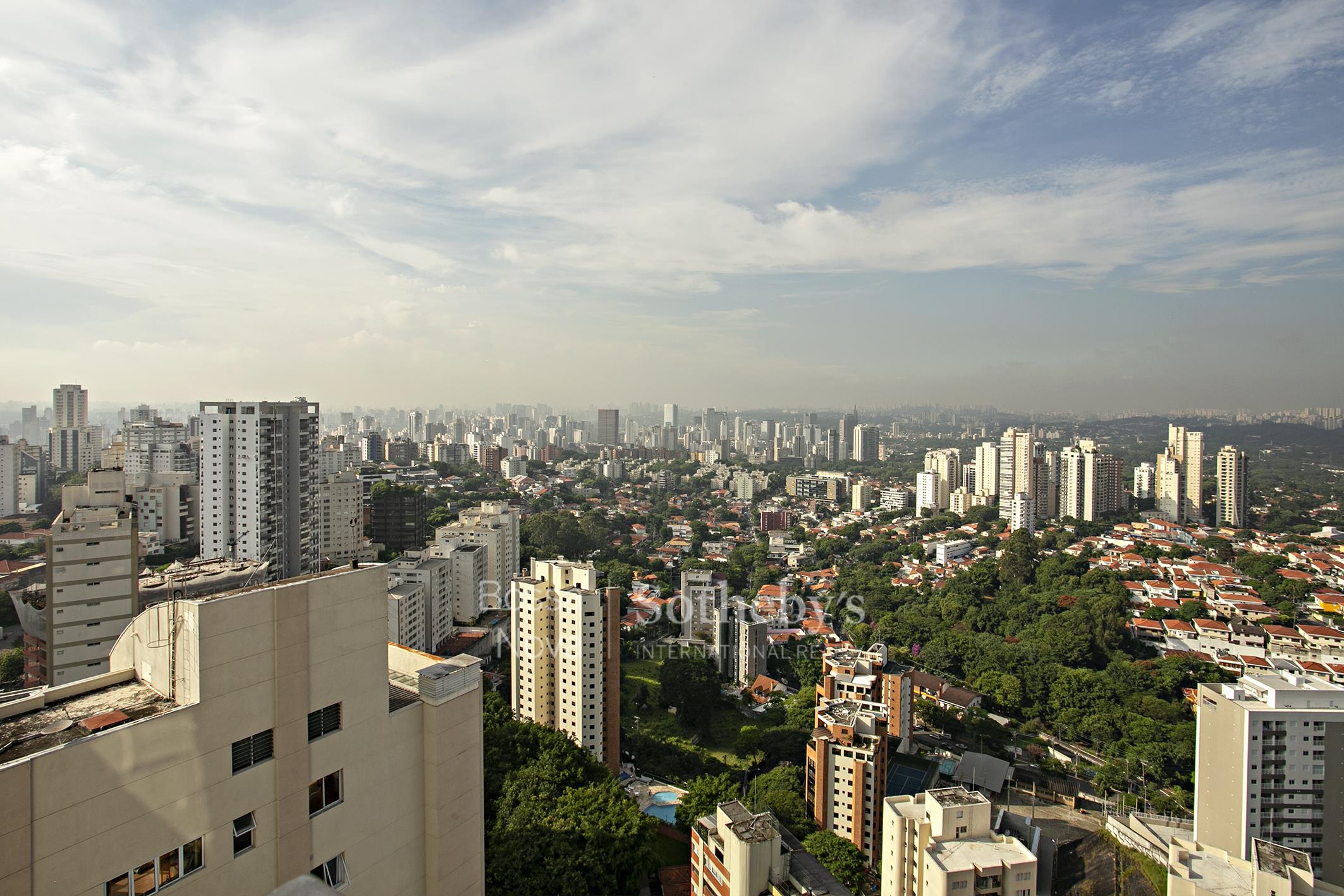 Cobertura Duplex para venda em Vila Madalena