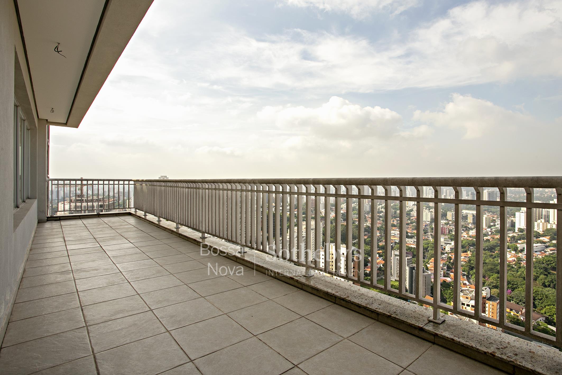Cobertura Duplex para venda em Vila Madalena