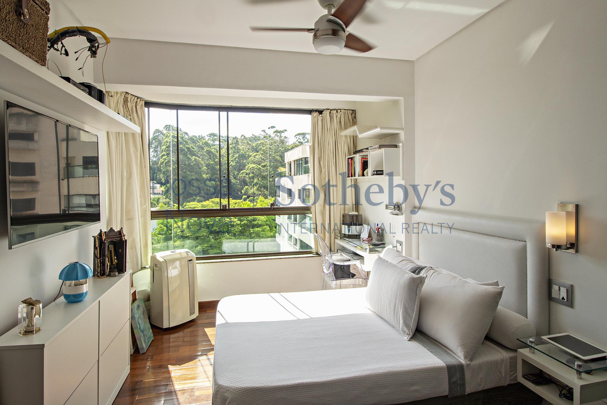 Apartamento Triplex para venda em Real Parque