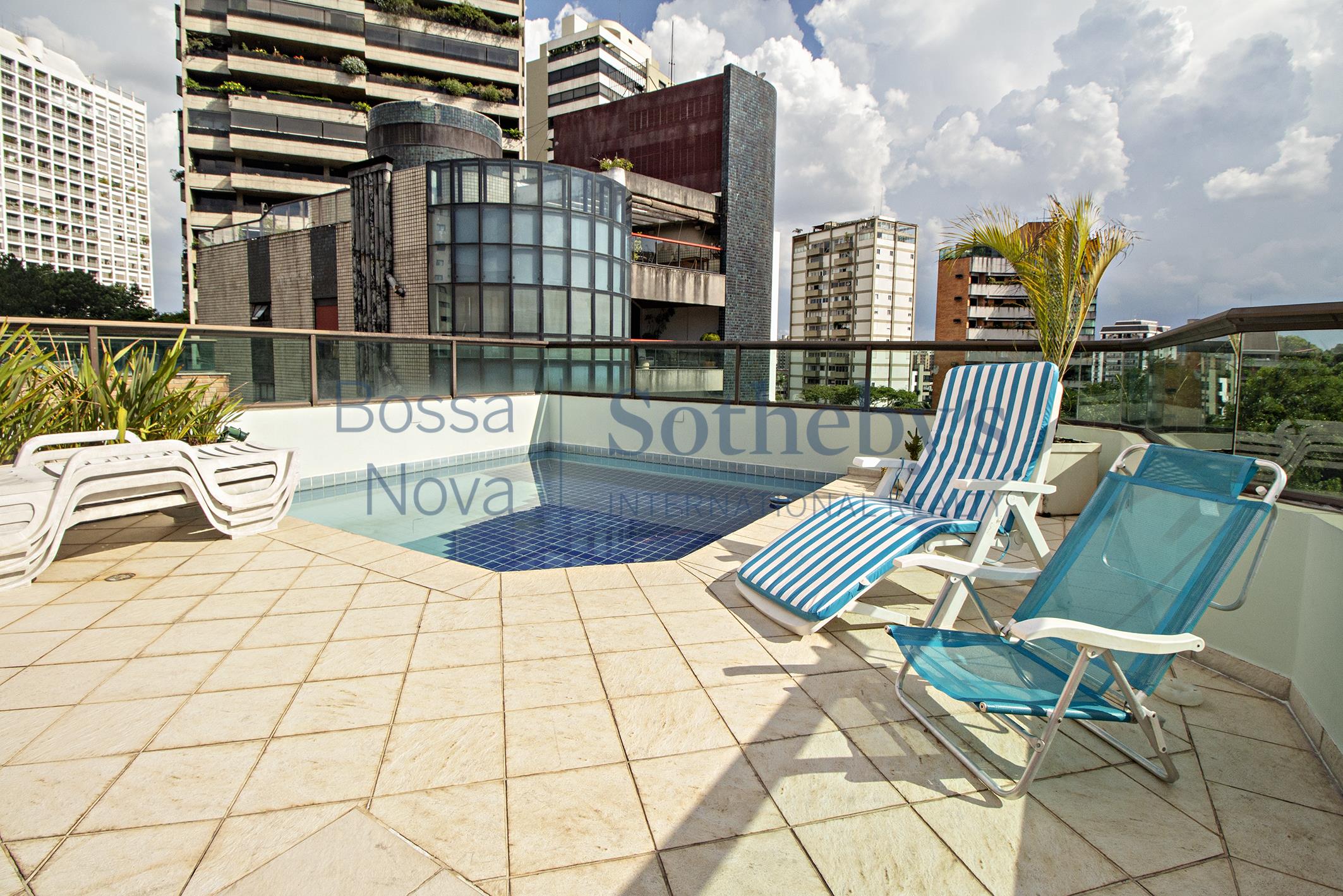 Apartamento Triplex para venda em Real Parque
