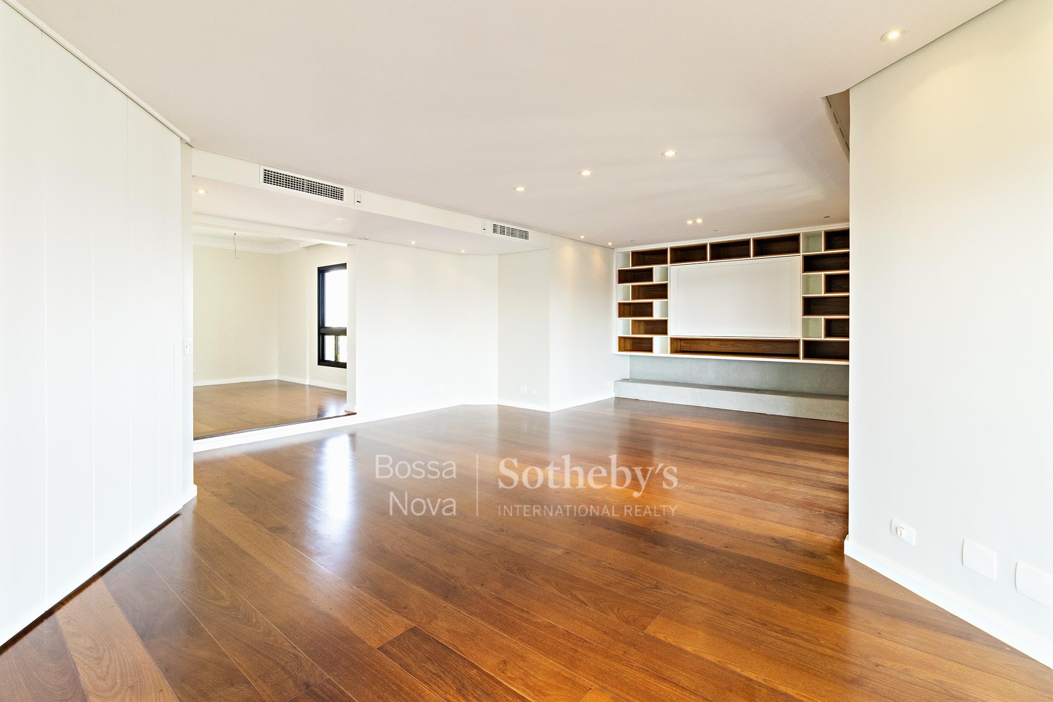 Cobertura Triplex para venda em Moema