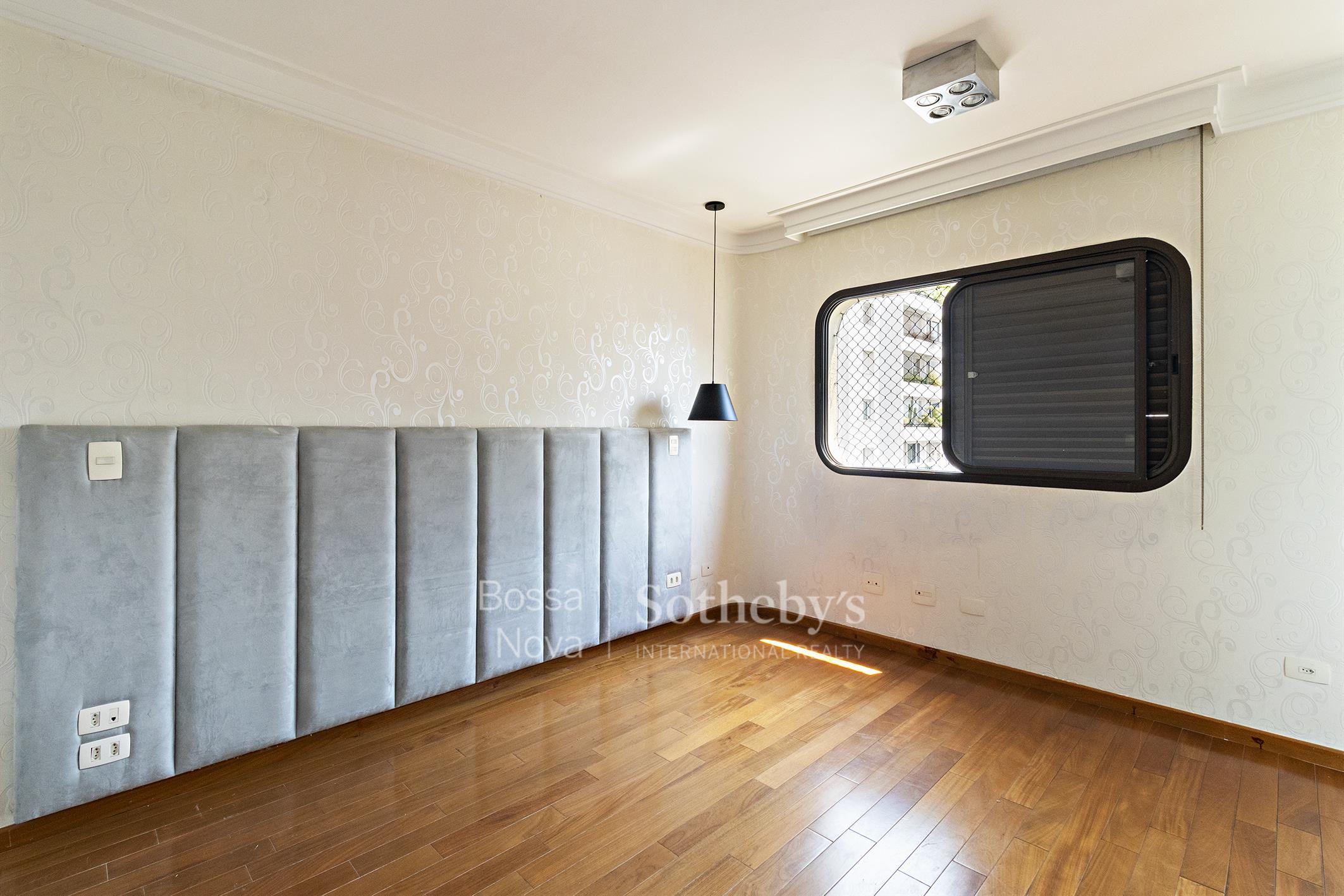 Cobertura Duplex para venda em Moema