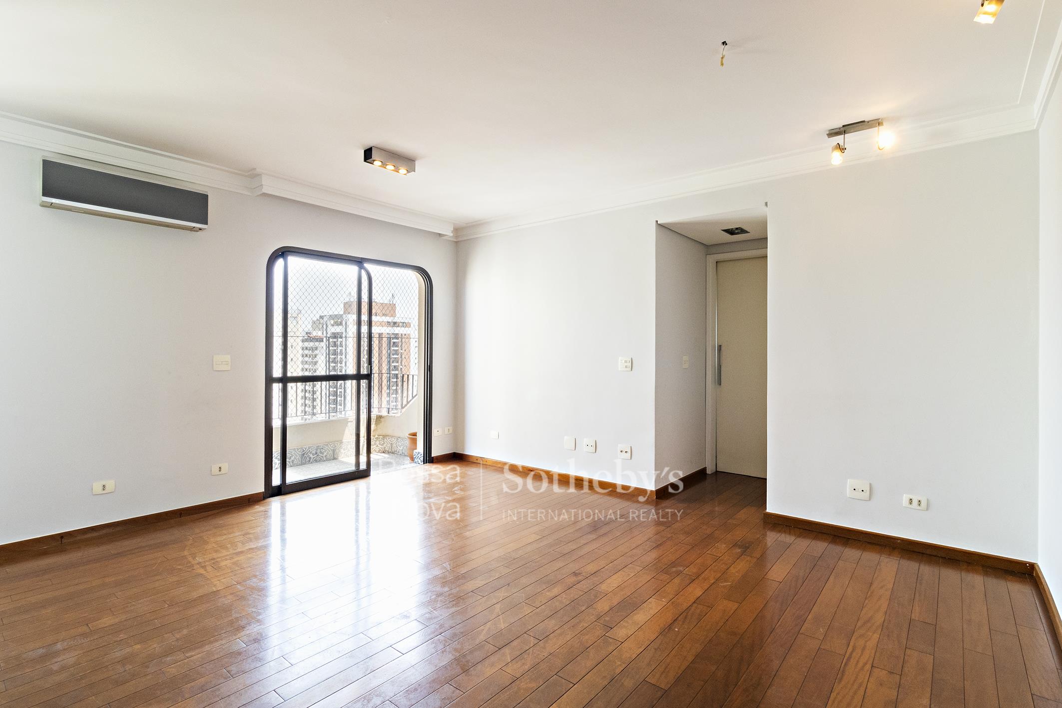 Cobertura Duplex para venda em Moema