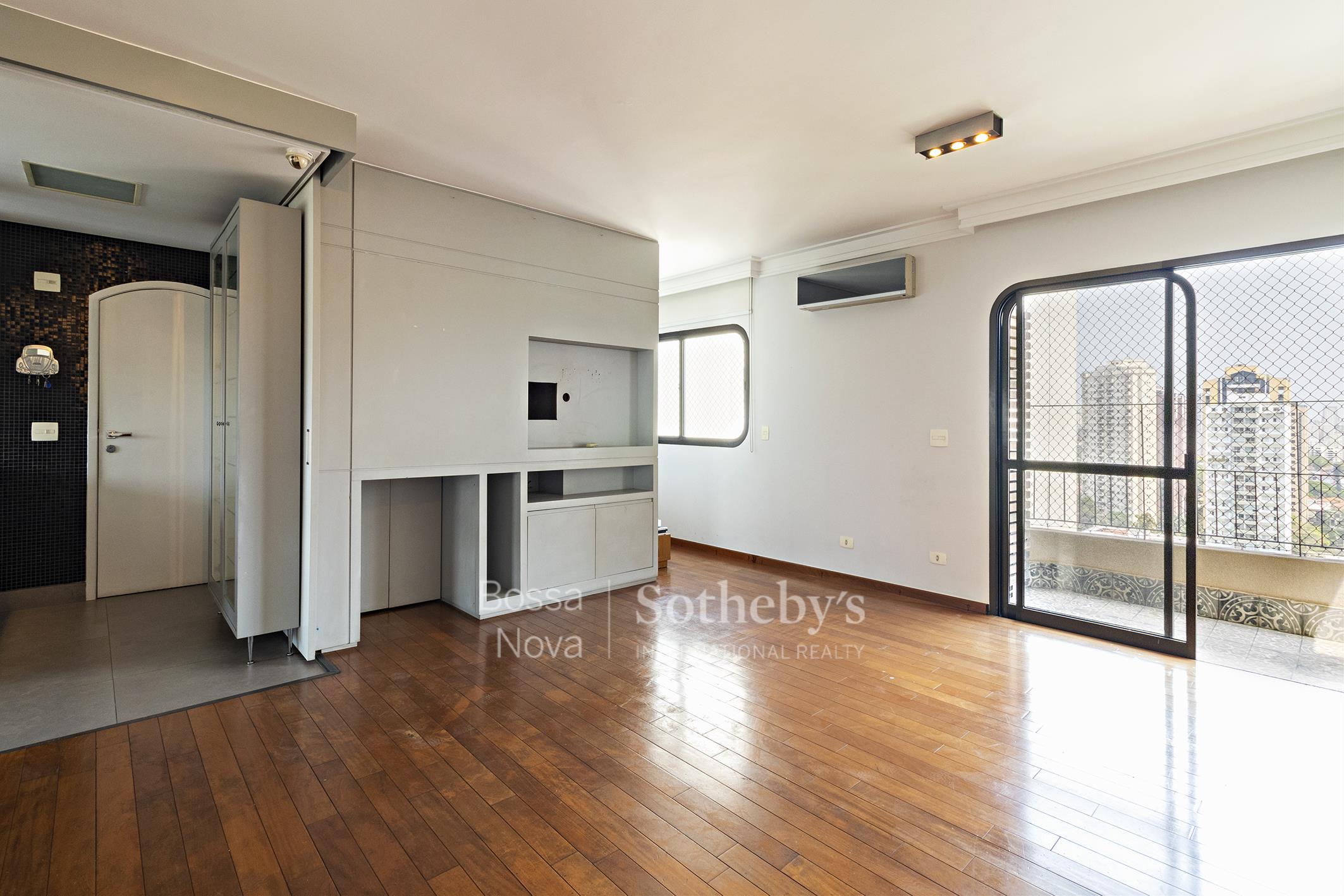 Cobertura Duplex para venda em Moema