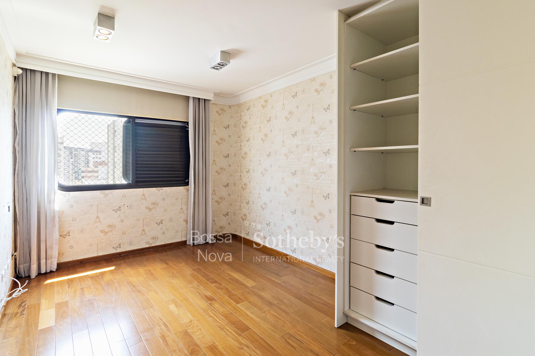 Cobertura Duplex para venda em Moema