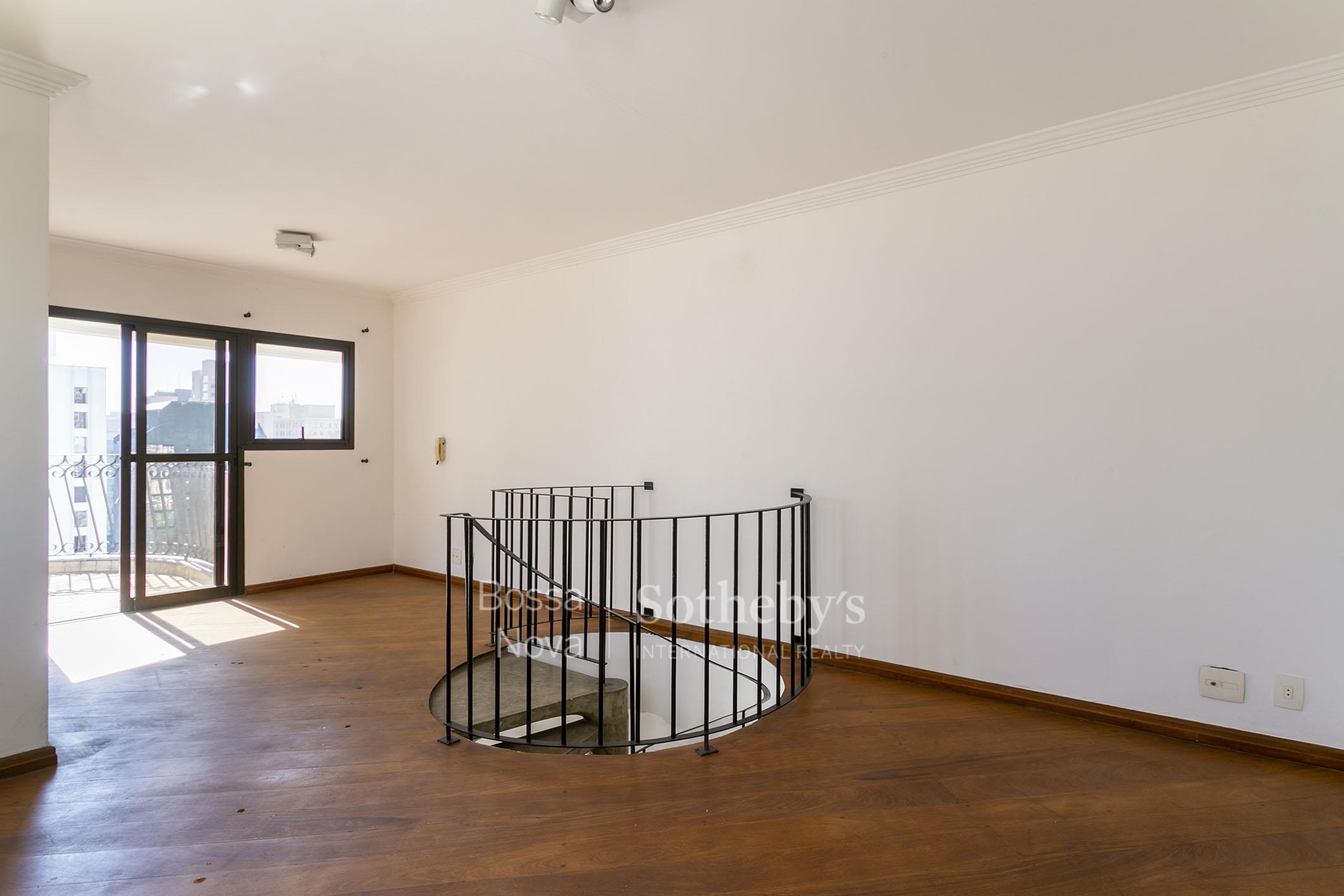 Cobertura Duplex para venda em Moema