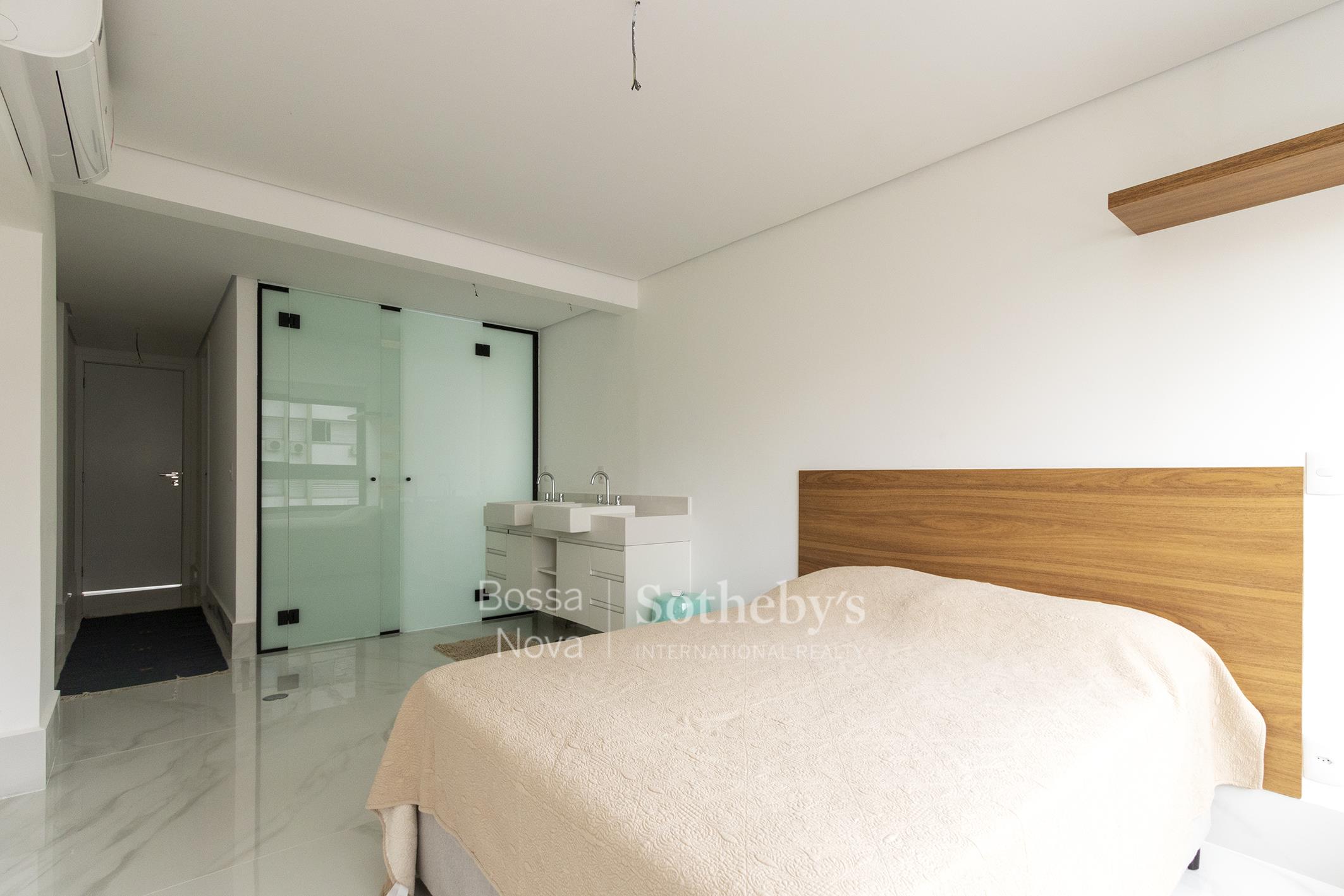 Cobertura Triplex para venda em Vila Nova Conceição