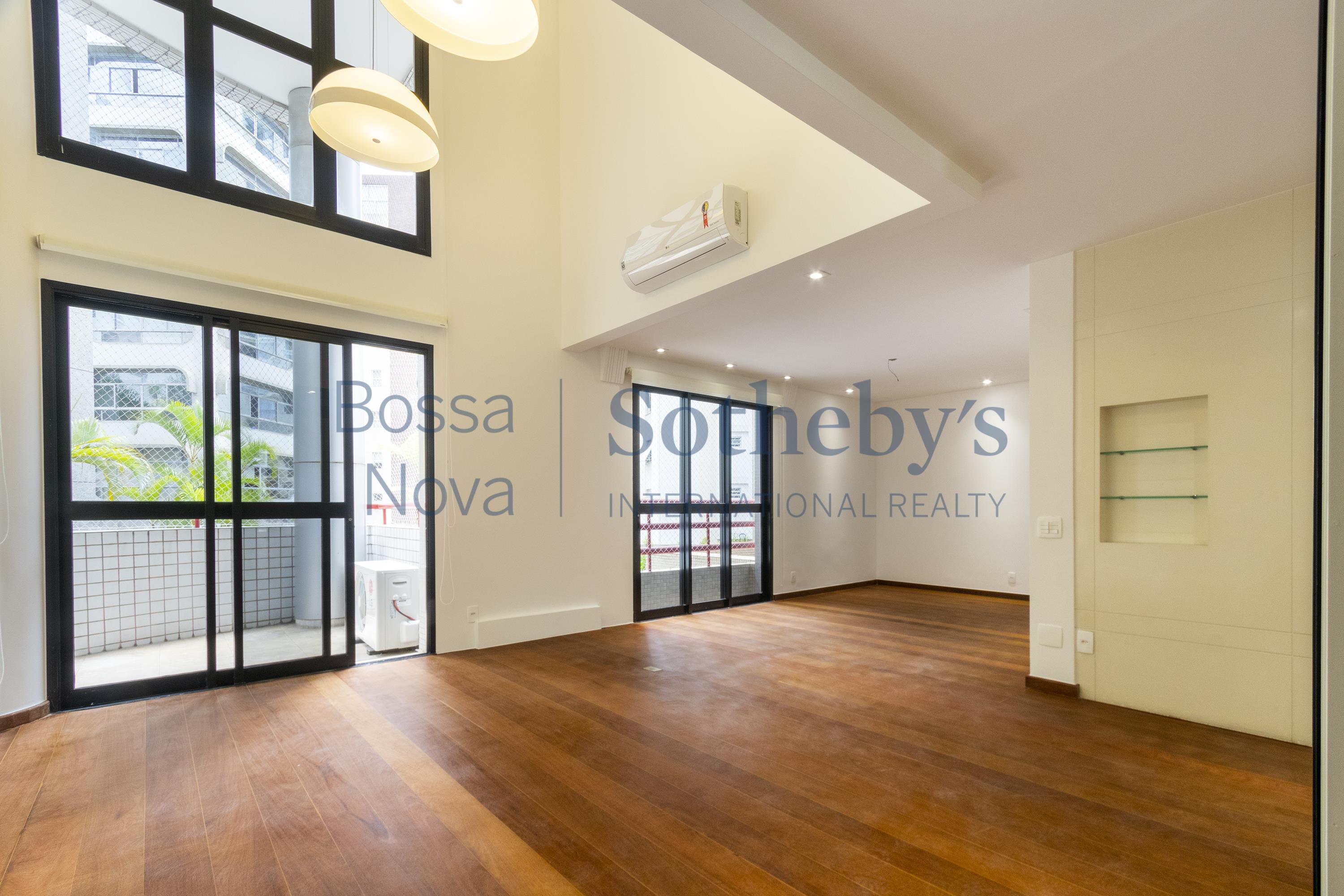 Apartamento Duplex para venda em Itaim Bibi