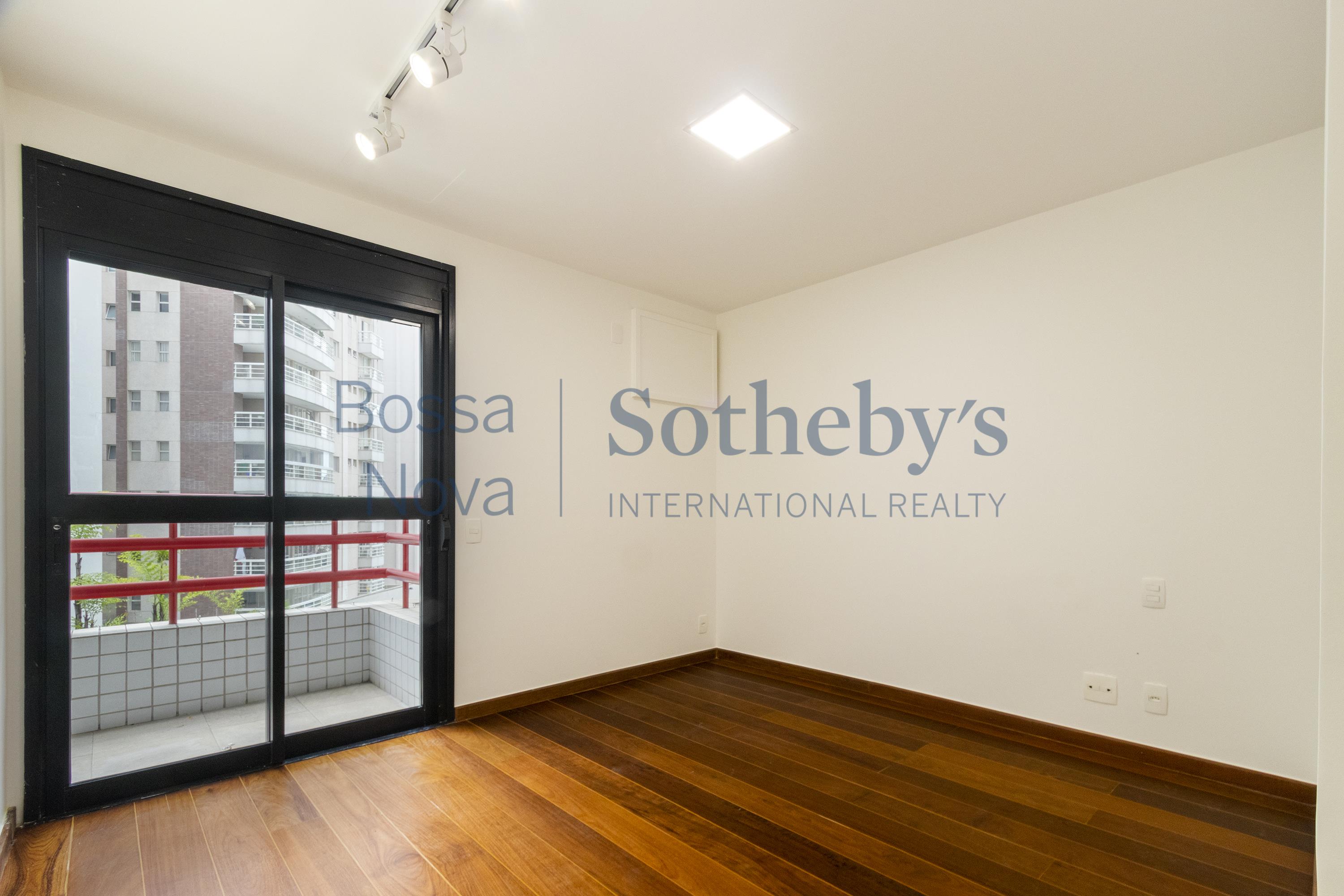 Apartamento Duplex para venda em Itaim Bibi