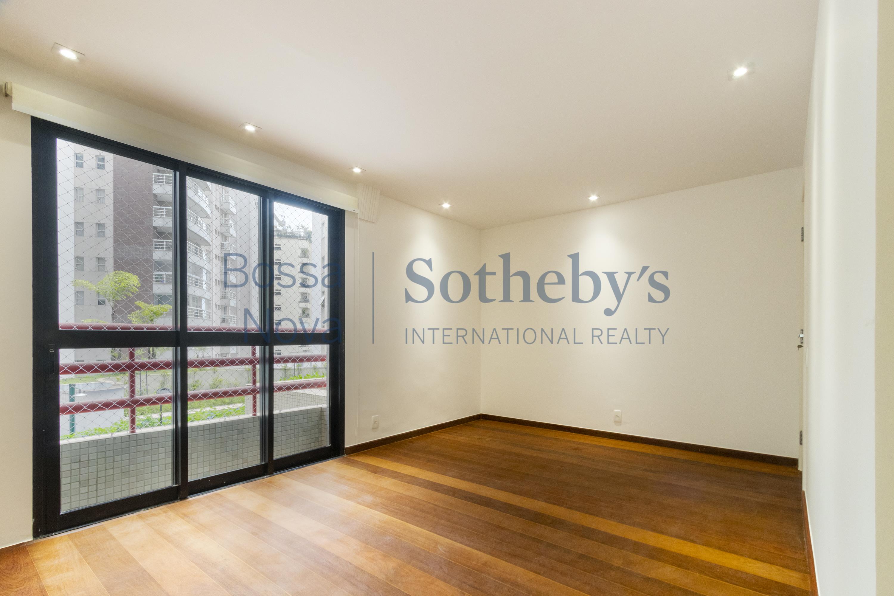Apartamento Duplex para venda em Itaim Bibi