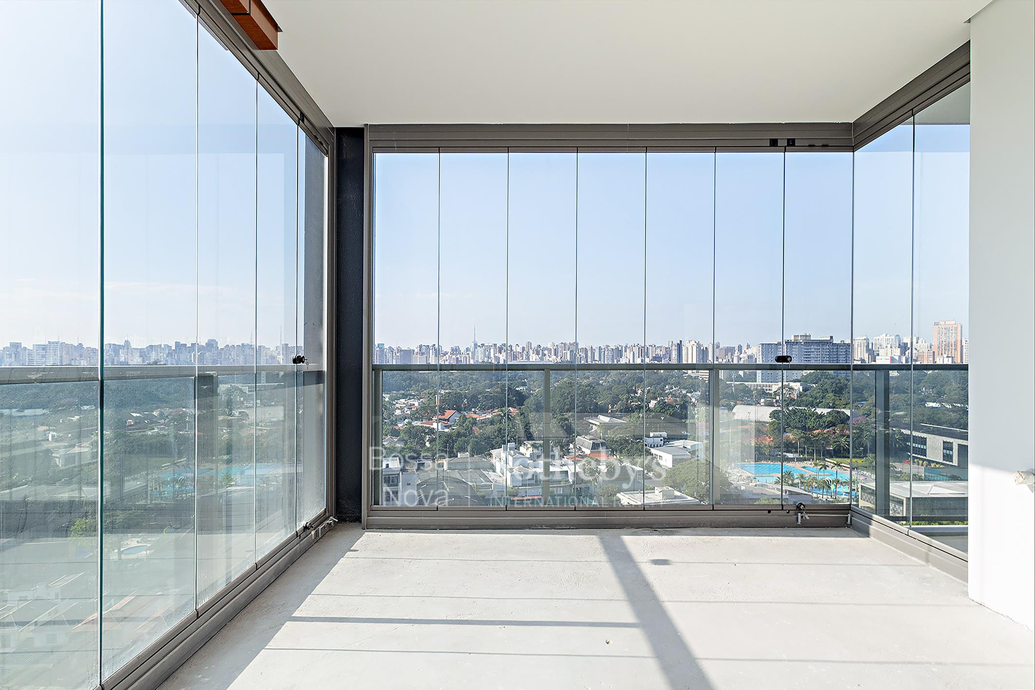 Cobertura Duplex para venda em Moema