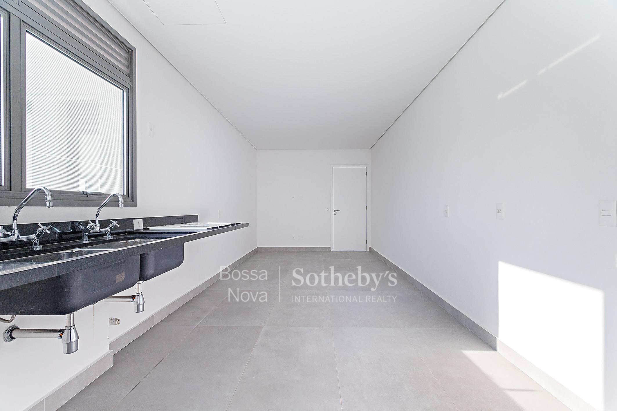 Cobertura Duplex para venda em Moema