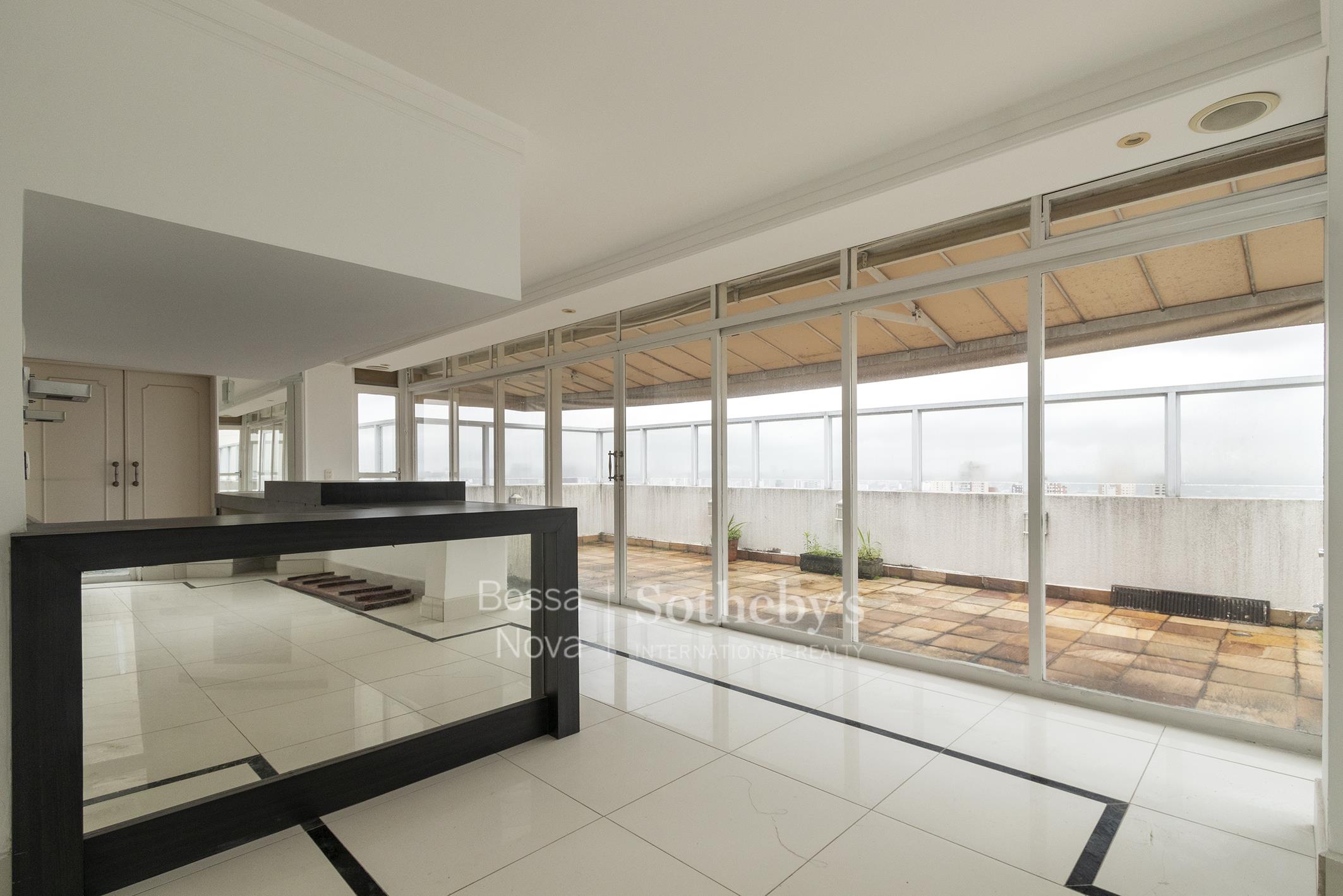 Cobertura Duplex para venda em Vila Madalena