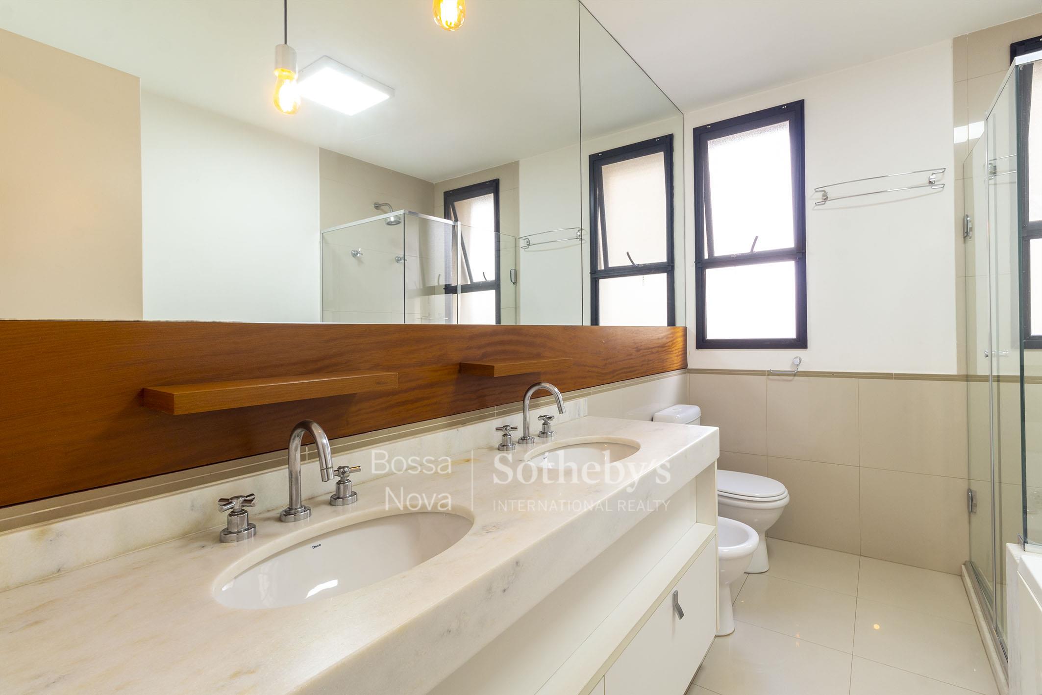 Apartamento para venda em Real Parque
