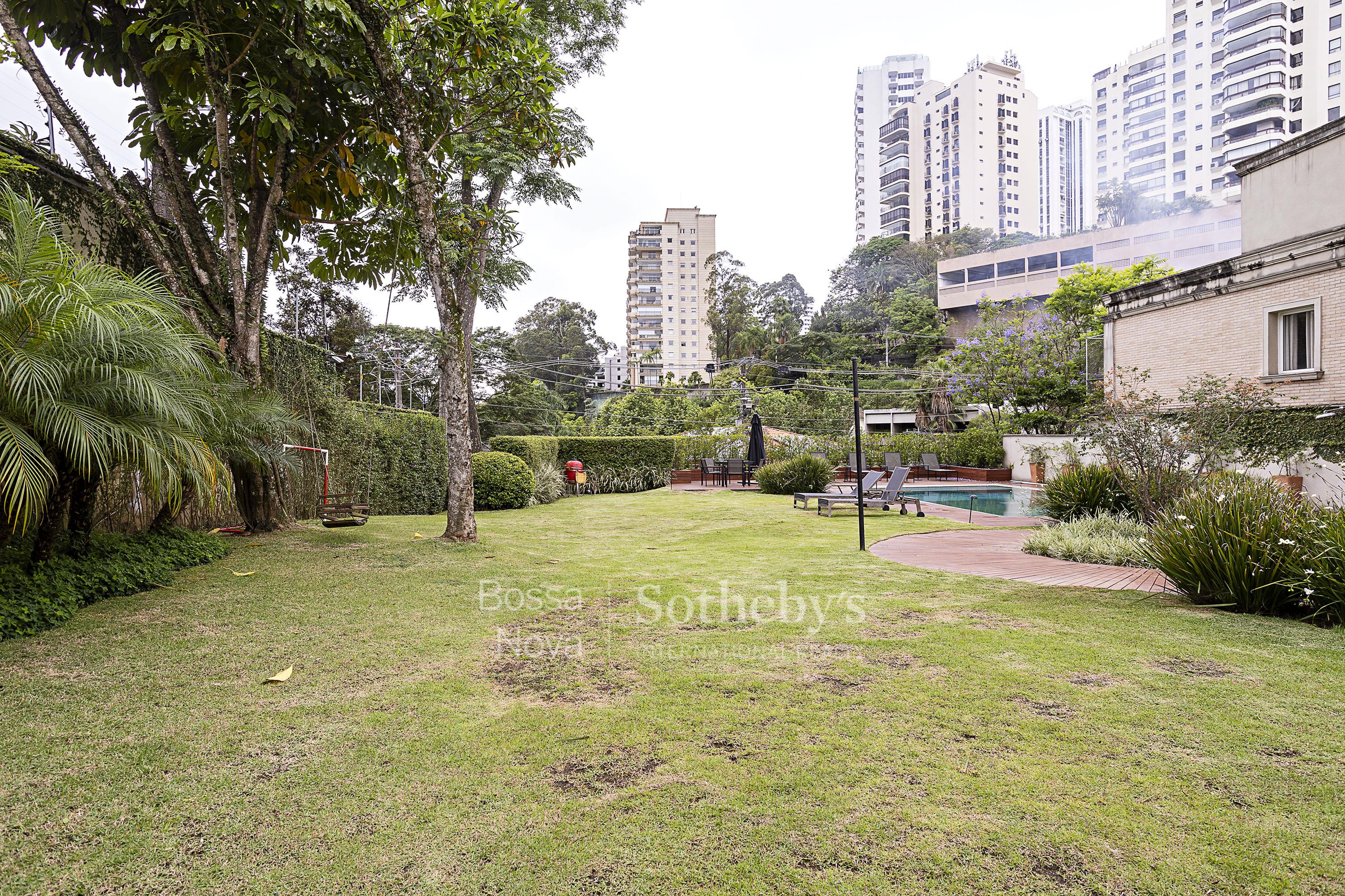 Casa Em Condomínio para venda em Real Parque