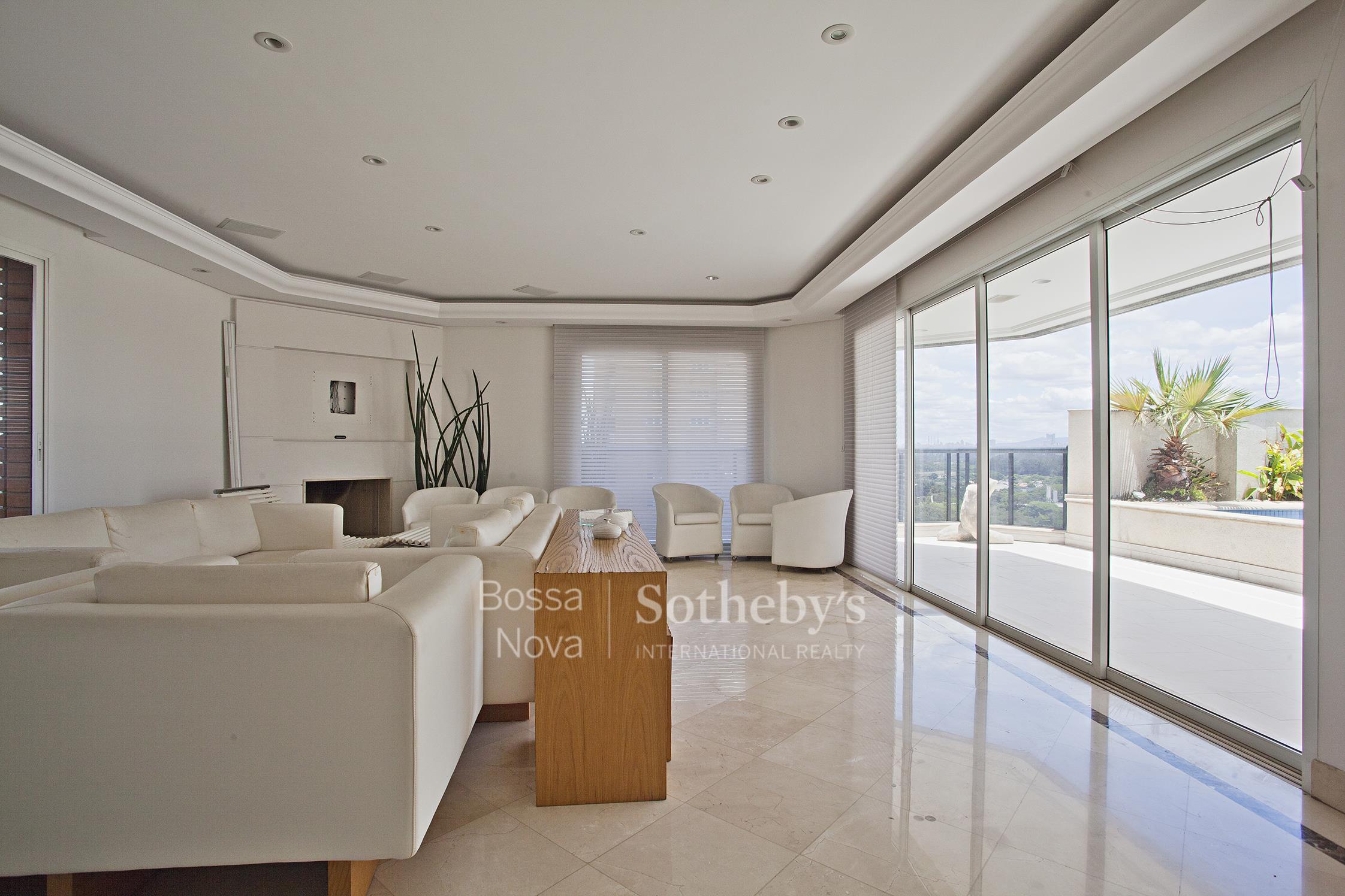 Cobertura Duplex para venda em Moema
