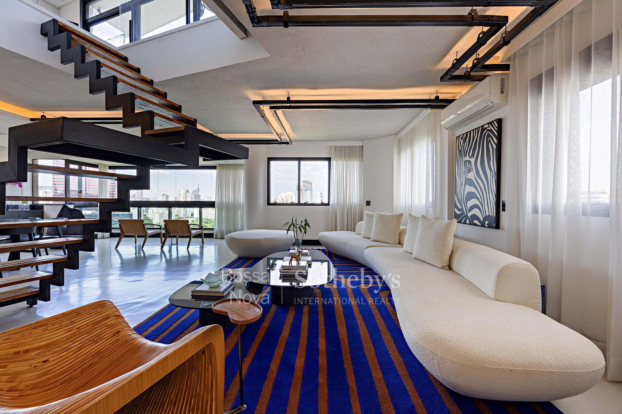 Cobertura Duplex para venda em Vila Madalena