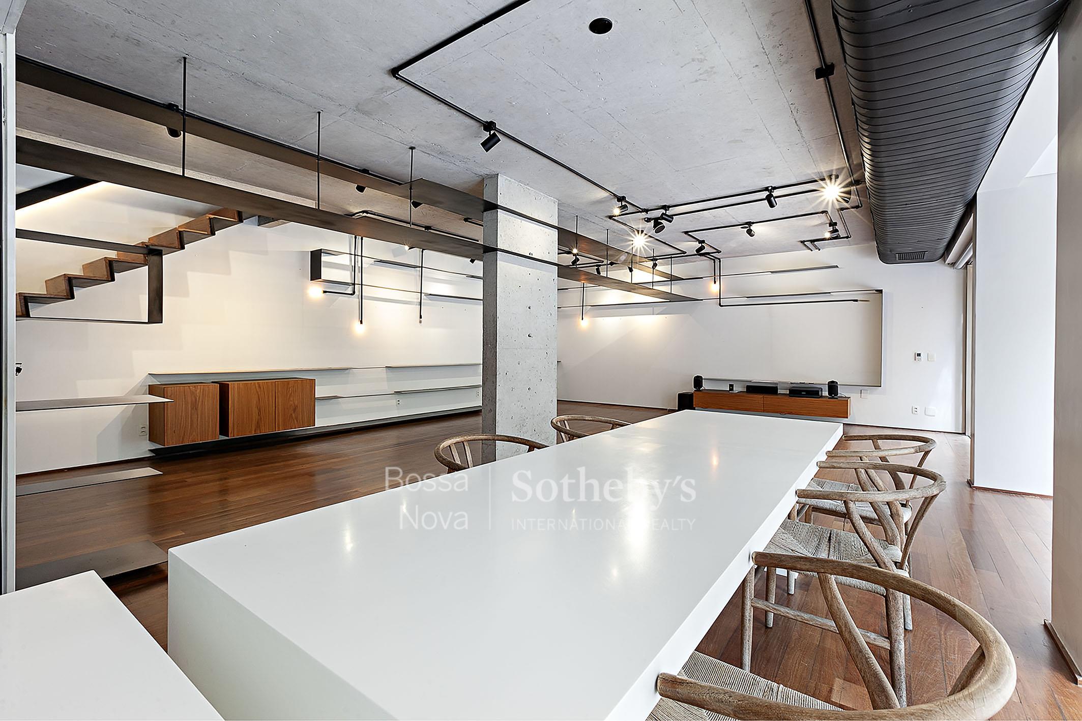 Cobertura Duplex para venda em Vila Madalena
