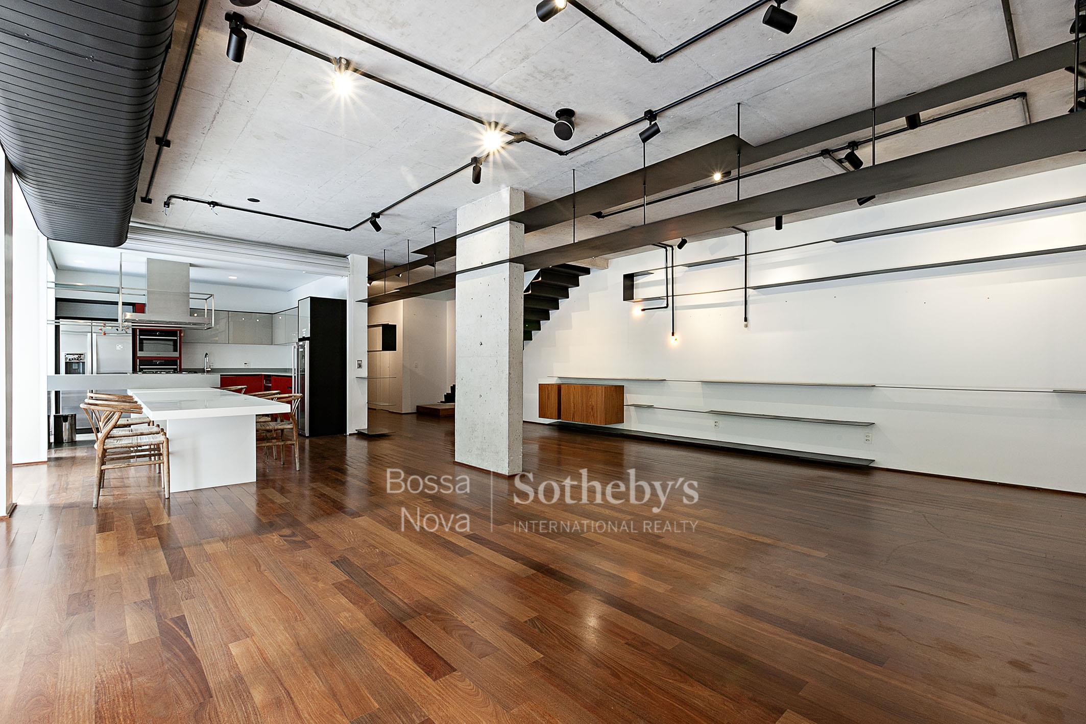 Cobertura Duplex para venda em Vila Madalena