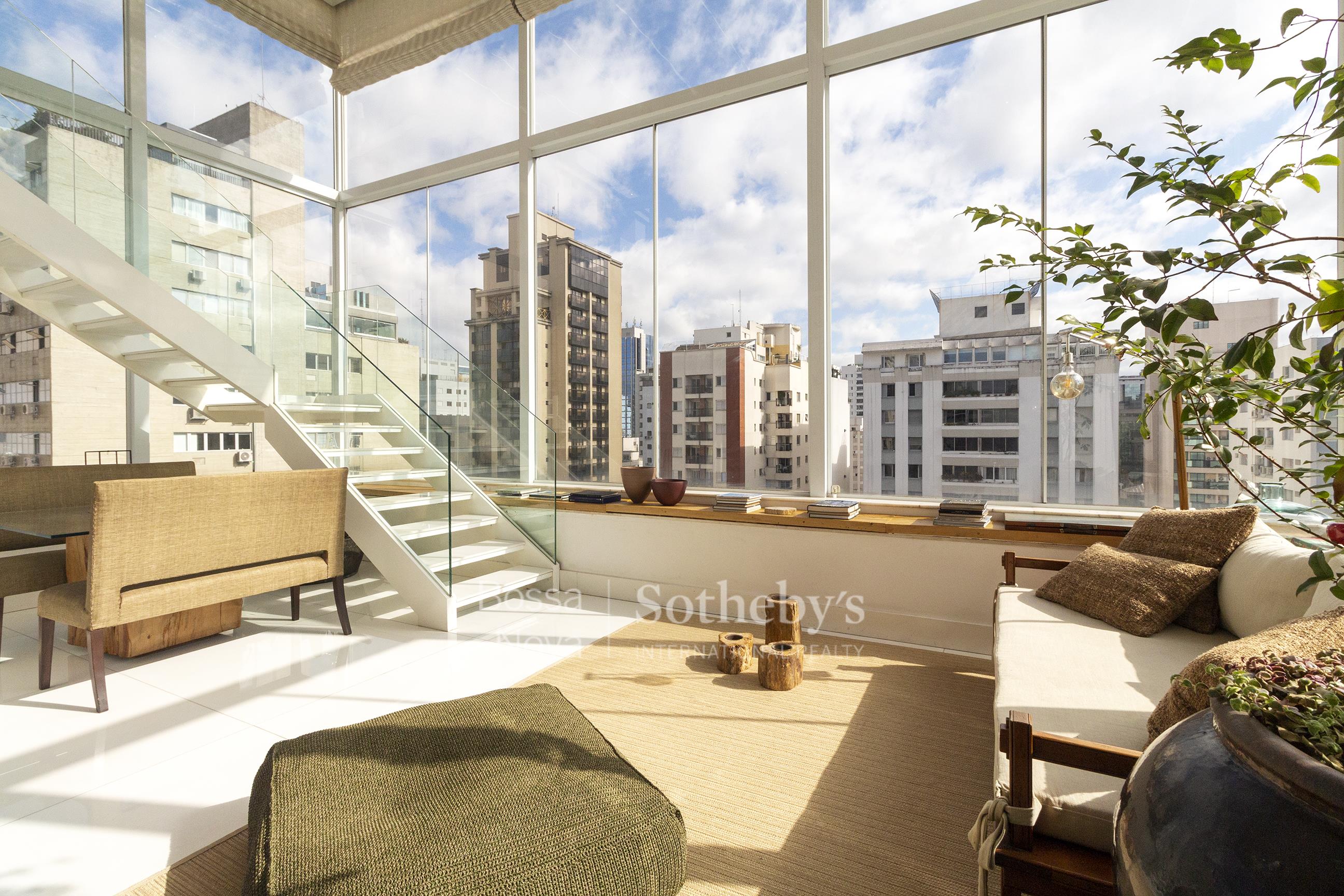 Cobertura Triplex para venda em Itaim Bibi