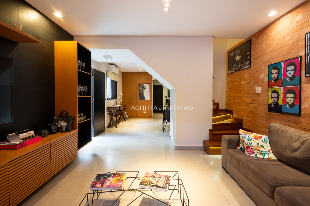 Casa De Vila para venda em Itaim Bibi