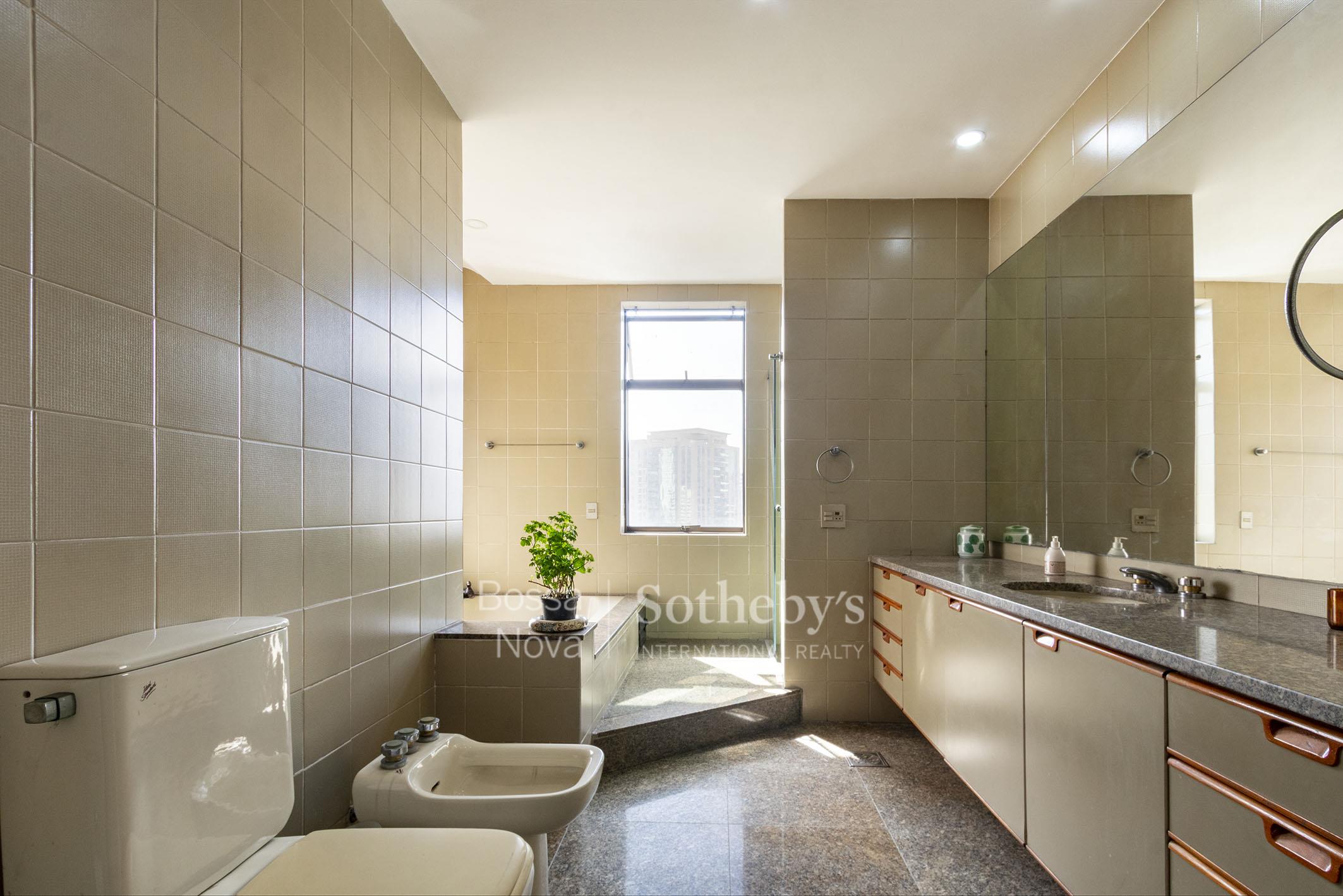 Apartamento Duplex para venda em Itaim Bibi