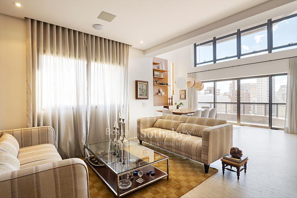 Cobertura Duplex para venda em Moema