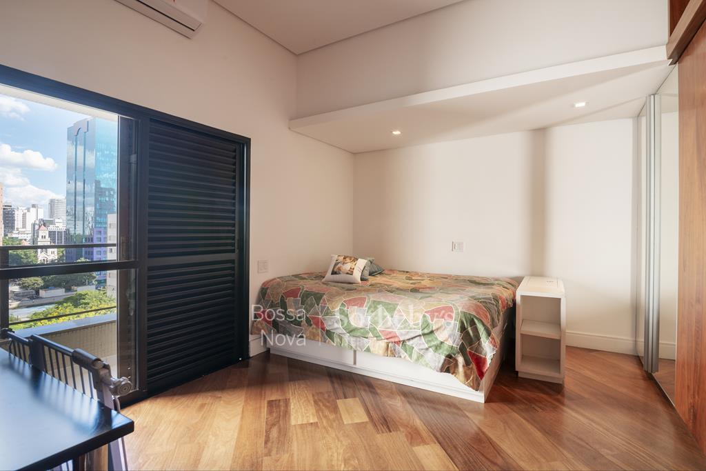 Cobertura Duplex para venda em Moema