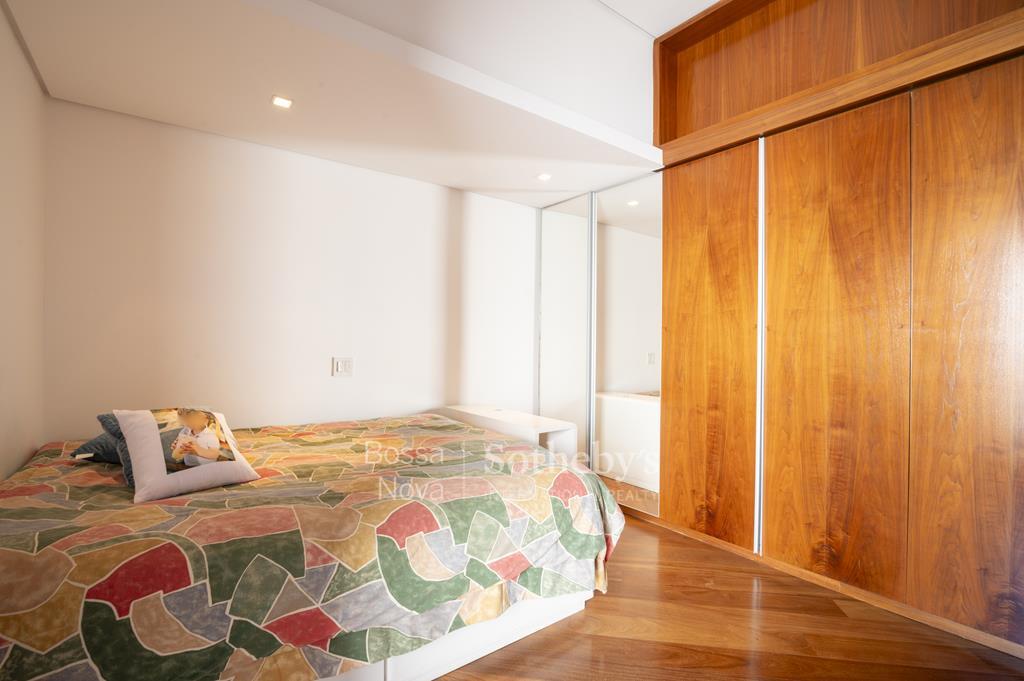 Cobertura Duplex para venda em Moema