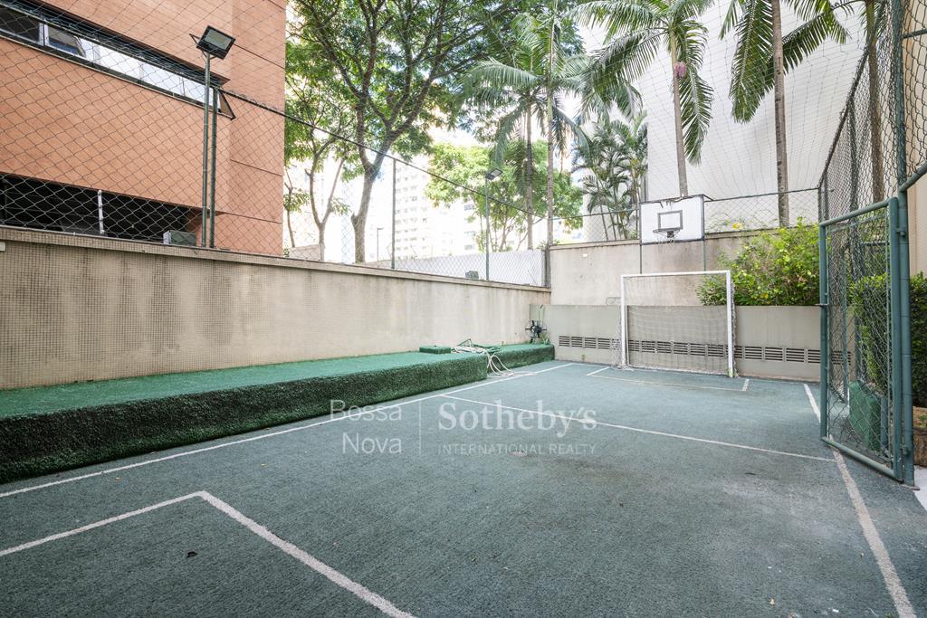 Cobertura Duplex para venda em Moema