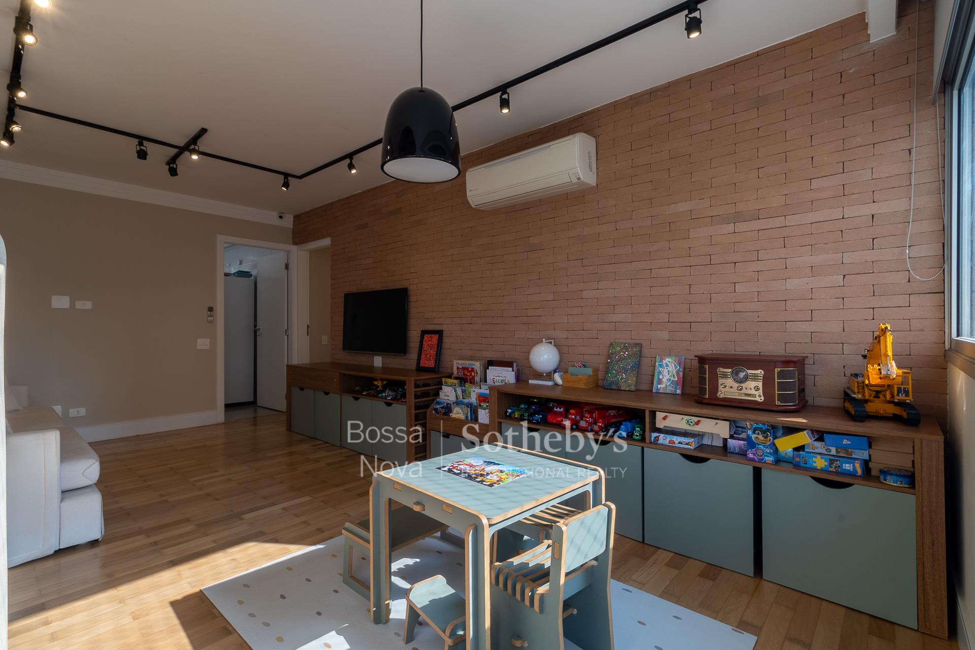 Cobertura Duplex para venda em Moema