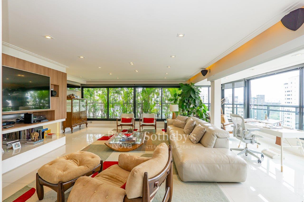 Cobertura Duplex para venda em Moema