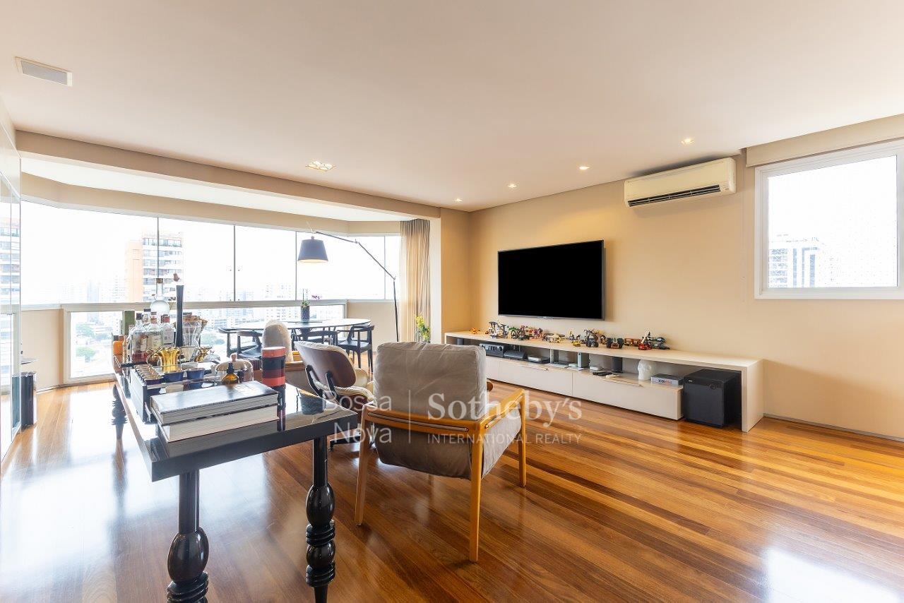 Cobertura Duplex para venda em Moema