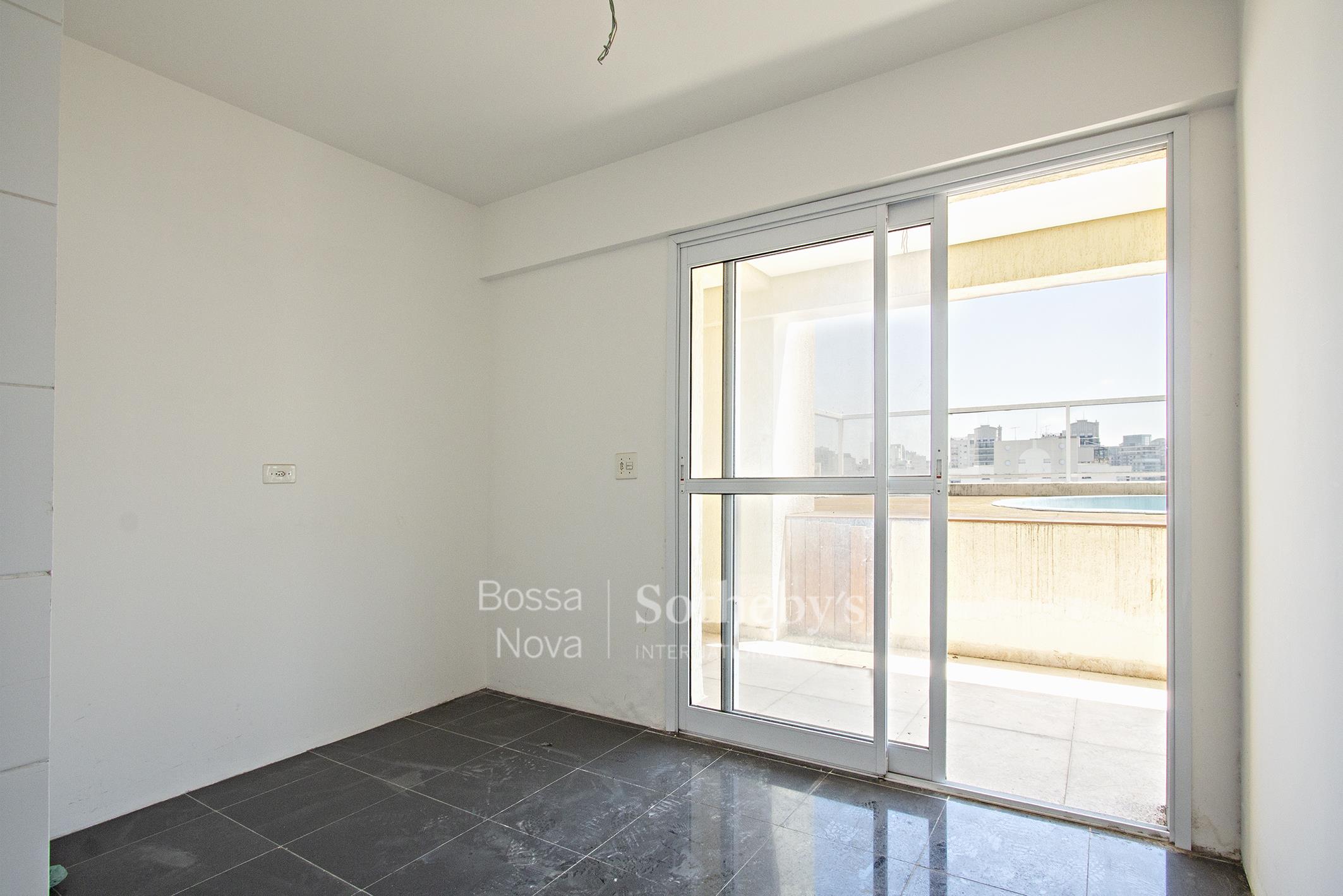 Cobertura Duplex para venda em Moema