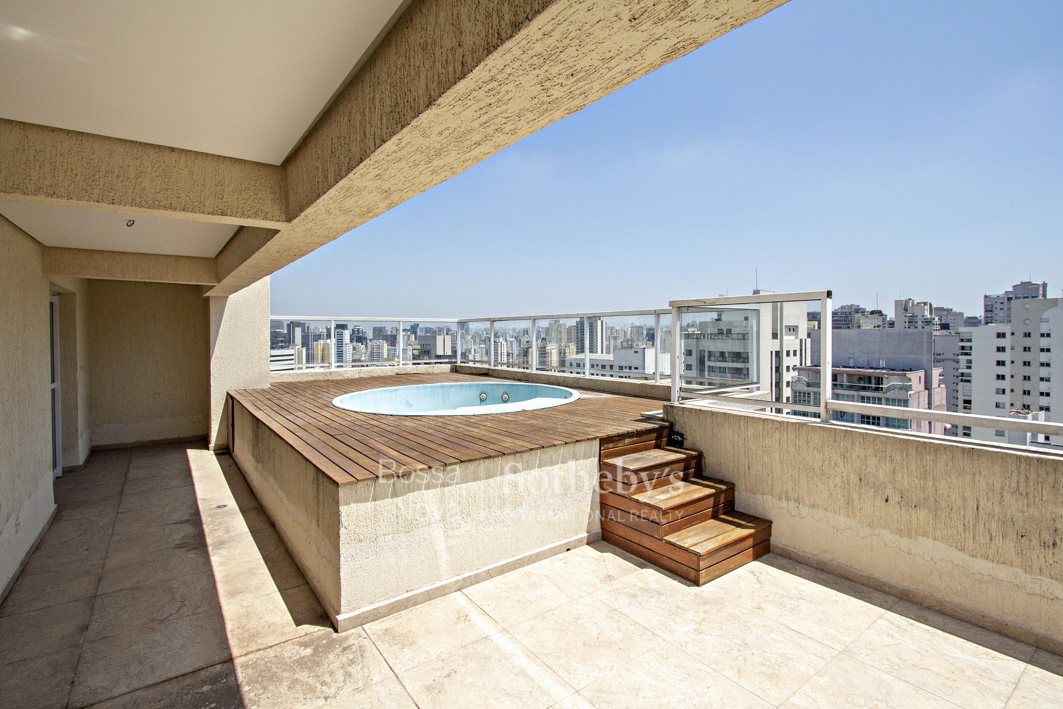 Cobertura Duplex para venda em Moema