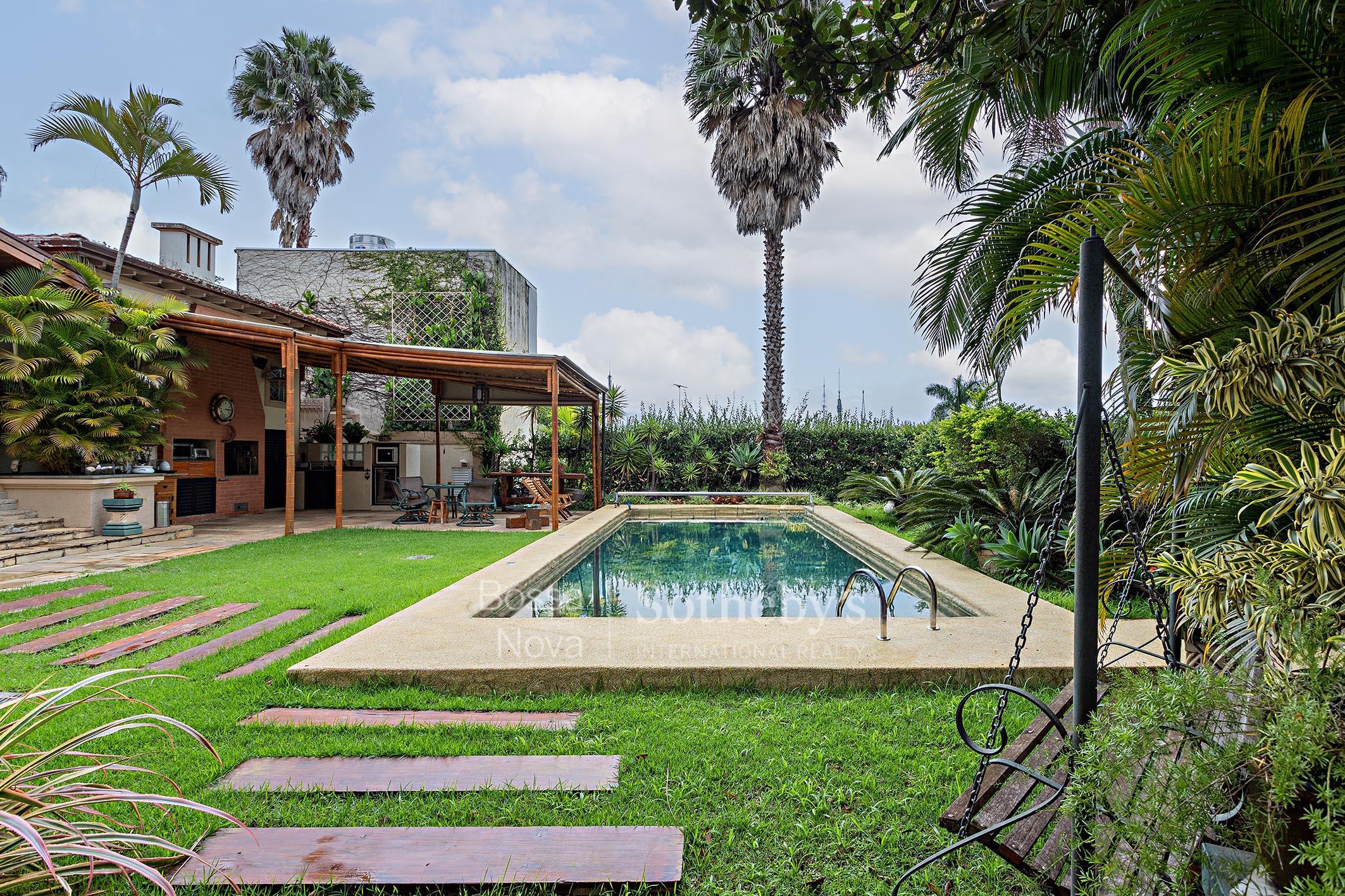 Casa para venda em Pacaembu