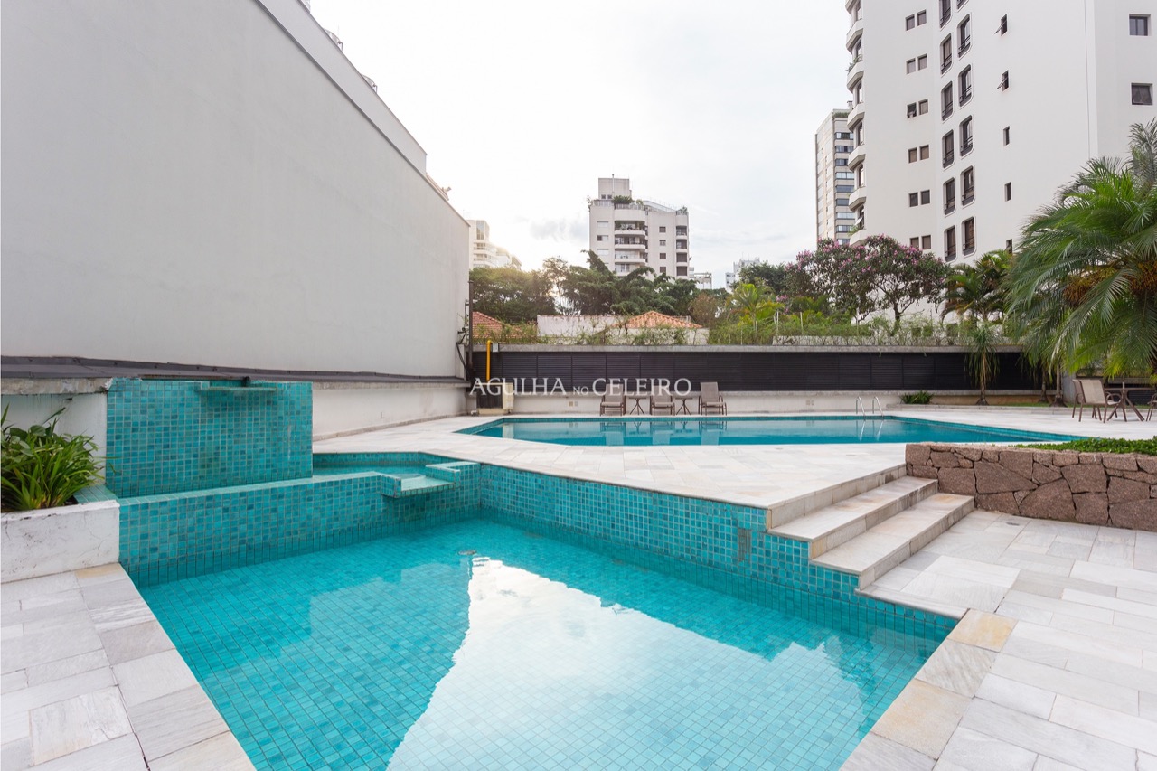 Apartamento Duplex para venda em Vila Nova Conceição