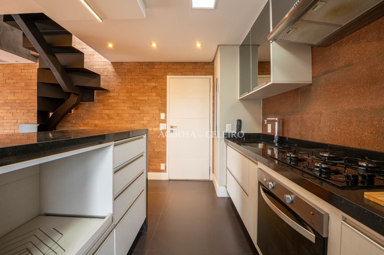 Cobertura Duplex para venda em Vila Madalena