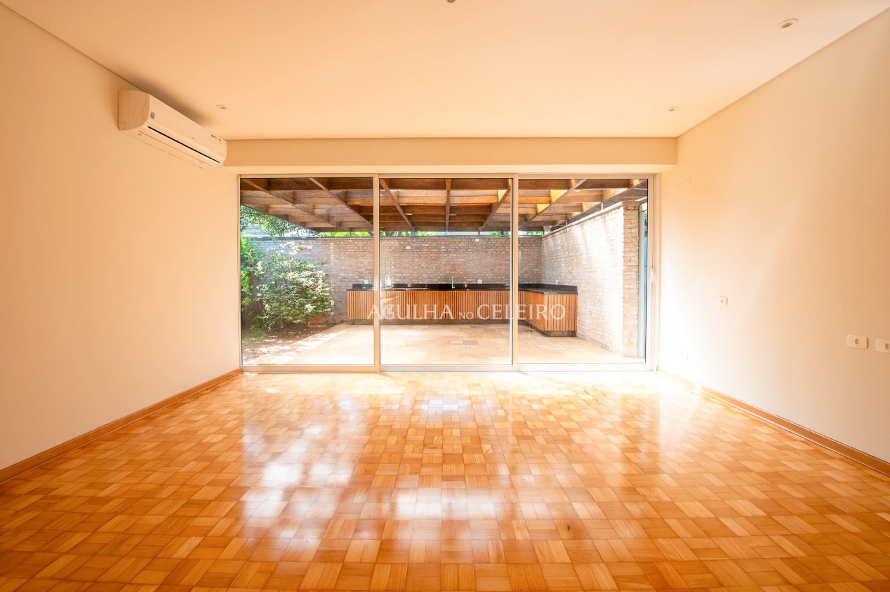 Casa para venda em Vila Madalena