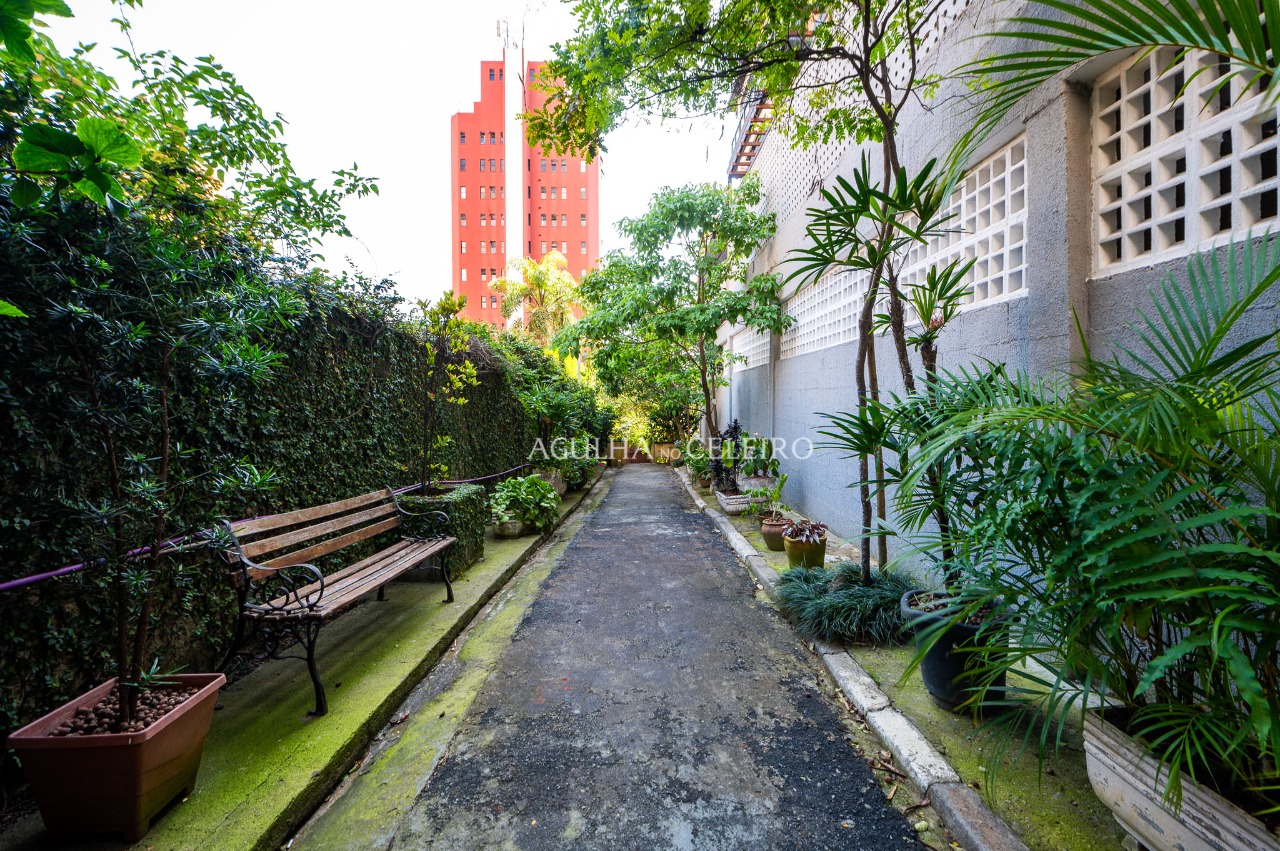 Casa para venda em Vila Madalena