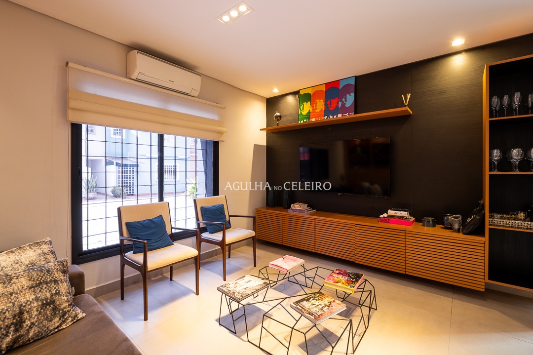 Casa De Vila para venda em Itaim Bibi
